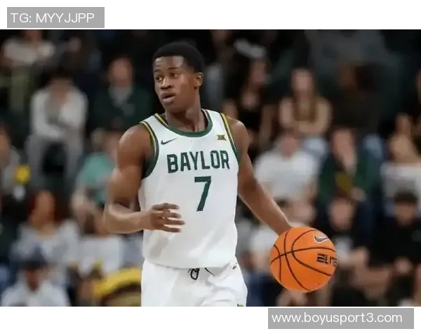 探花埃奇库姆首秀狂砍14分创新秀首节得分历史新高