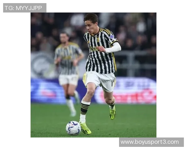 米体报道伊尔迪兹在尤文不可或缺但薪资最低蓝军枪手巴萨盯上他