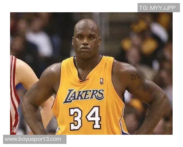 奎因成NBA历史首位新秀中锋斩获30三双成就引发关注