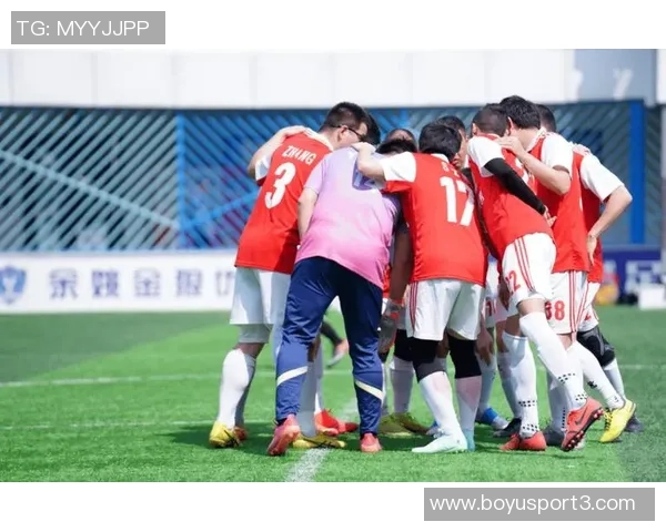 足协杯决赛吸引超35万观众票房收益突破700万大关 足协杯决赛吸引超35万观众票房收益突破700万大关